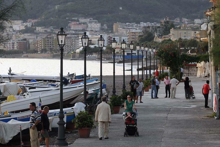 B&B Sul Mare Salerno Bagian luar foto